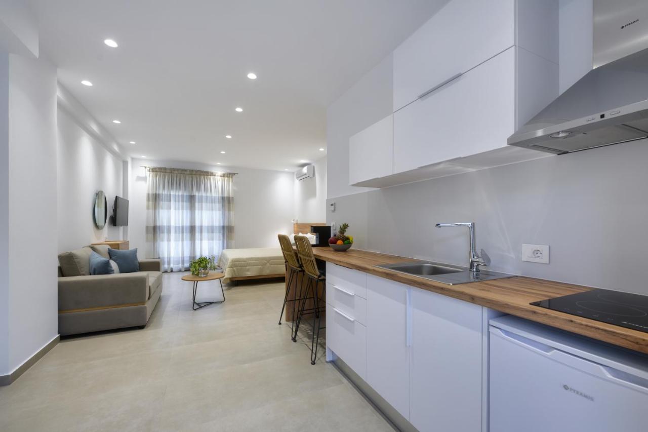 Suites Of Happiness Parga Exterior foto
