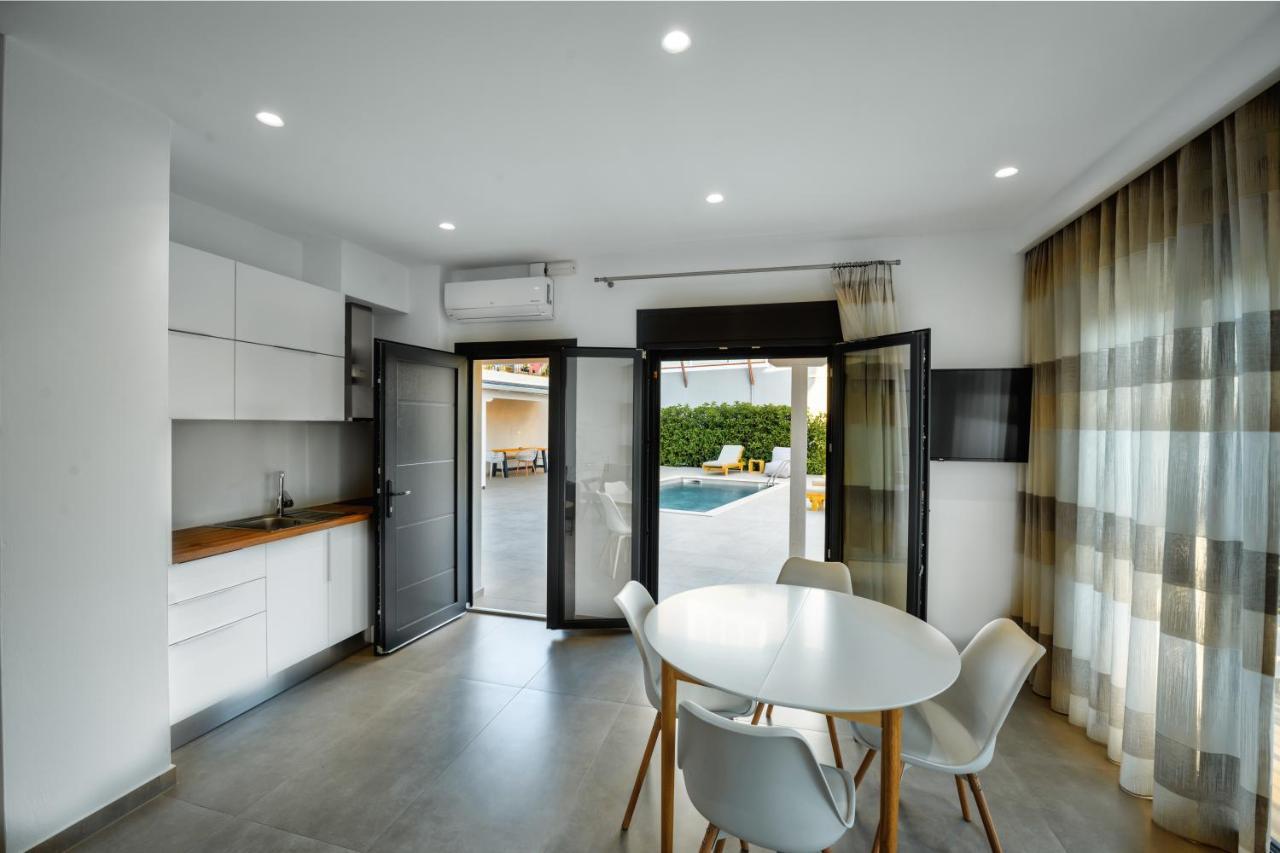 Suites Of Happiness Parga Exterior foto